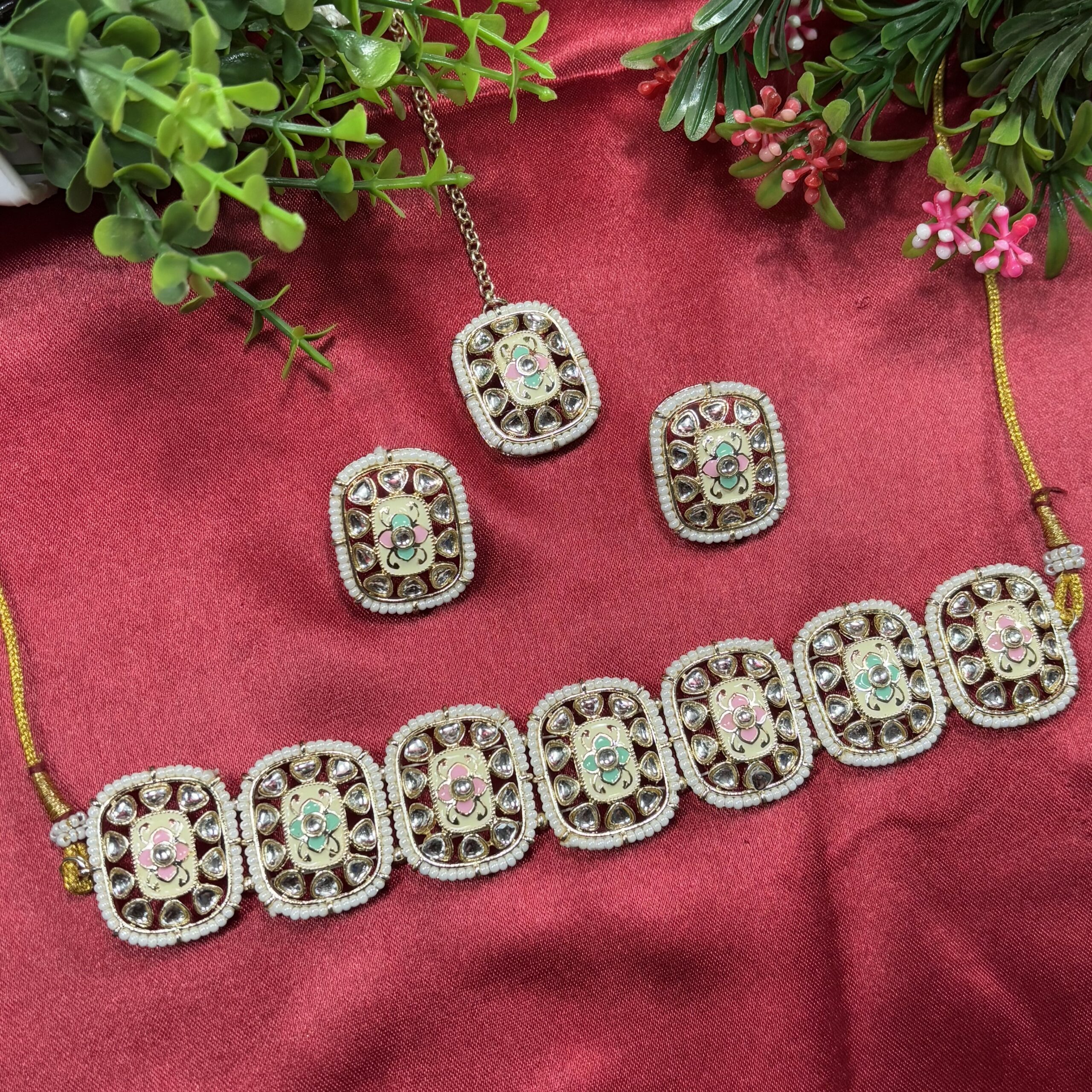 Kundan Pearl Choker Set